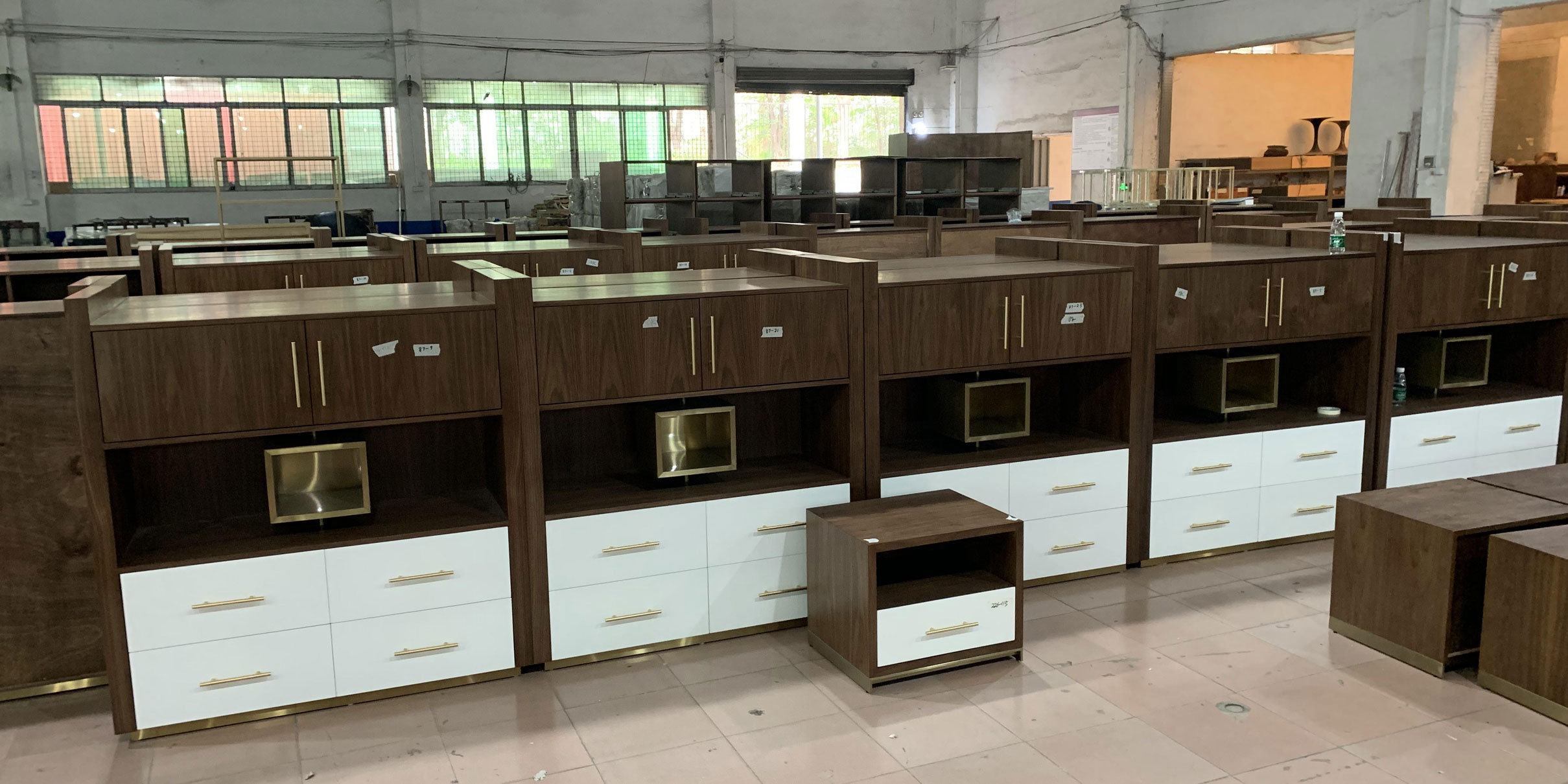 Hozota Furniture Manufacturer