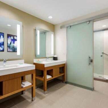 Standing Single Basin Vanity Set with Cabinet and Stone Vanity Top For Hotel Bathroom