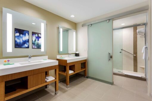 Standing Single Basin Vanity Set with Cabinet and Stone Vanity Top For Hotel Bathroom